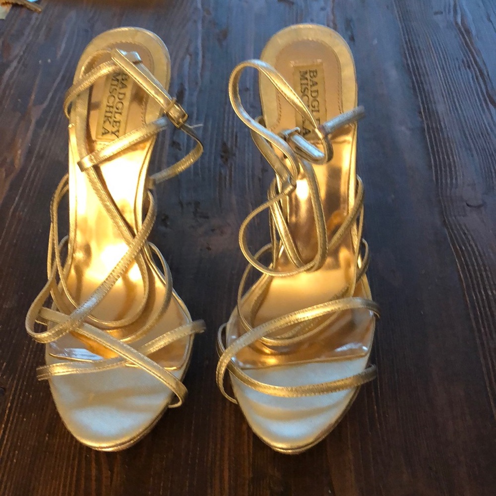 Badgley Mischka Gold Stiletto Sandal. Size 8.5.